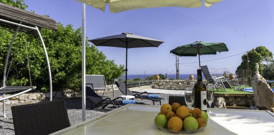 2 bedrooms Villa in Hersonissos, Greece No. 55922