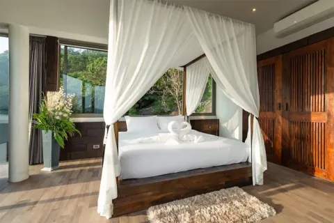 4 bedrooms Villa on the Chaweng Beach, Thailand No. 3034 15