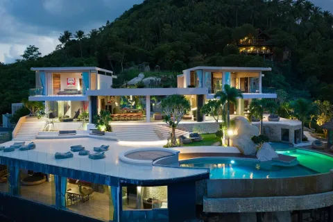 5 bedrooms Villa on the Chaweng Beach, Thailand No. 3035 21