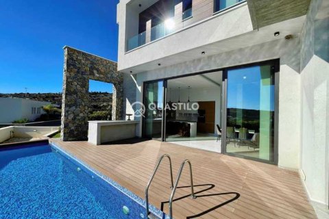 4 bedrooms Villa in Agios Tychonas, Cyprus No. 29396 9