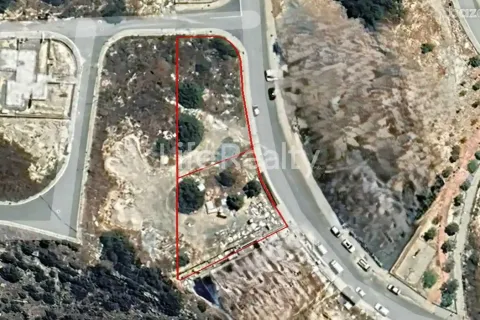 956m² Land en Germasogeia, Cyprus No. 36005 3