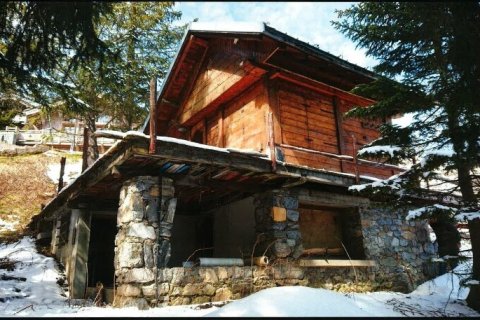 2 bedrooms House in Courchevel, France No. 68223 1