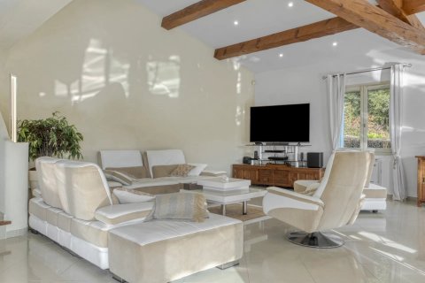 5 bedrooms Villa in Mougins, France No. 68083 8