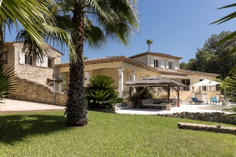 5 bedrooms Villa in Mougins, France No. 68083 5