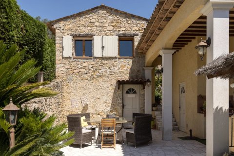 5 bedrooms Villa in Mougins, France No. 68083 4