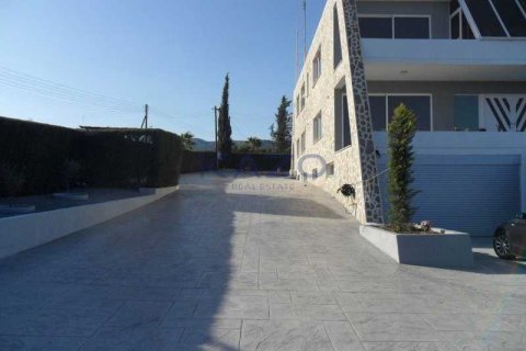 4 bedrooms House in Parekklisia, Cyprus No. 63428 3