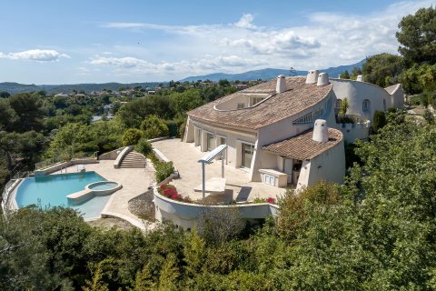 8 bedrooms Villa in Cagnes-sur-Mer, France No. 67914 2