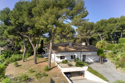 4 bedrooms Villa in Biot, France No. 67916 2