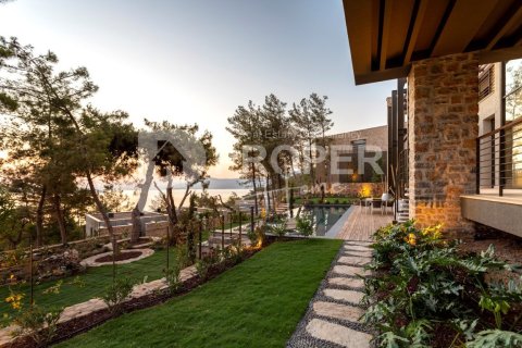 4 rooms Apartment in Bodrum, Turkey No. 12619 3