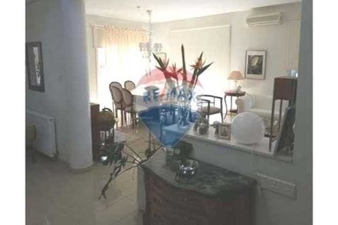 6 bedrooms Villa in Limassol, Cyprus No. 62745 8