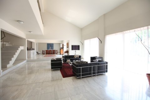 5 bedrooms Villa in Paiania, Greece No. 59100 10