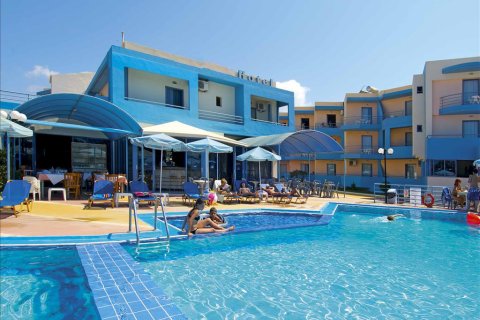 5847m² Hotel in Rethymno, Greece No. 59097 1