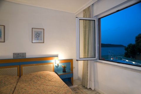 4726m² Hotel in Chania, Greece No. 59098 14