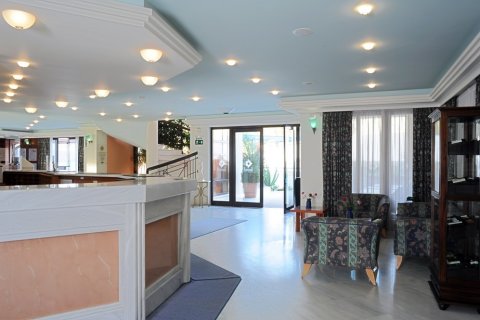 4726m² Hotel in Chania, Greece No. 59098 9