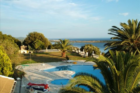 5 bedrooms Villa in Corfu, Greece No. 60166 5