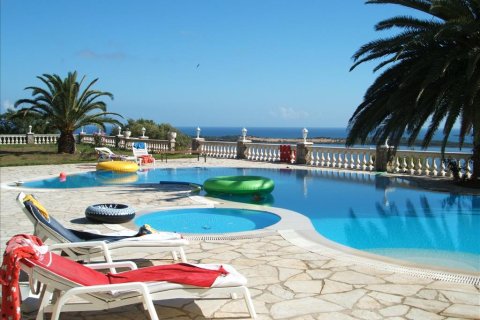 5 bedrooms Villa in Corfu, Greece No. 60166 2