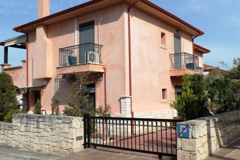 2 dormitorios Apartment en Chalkidiki, Greece No. 59238 2