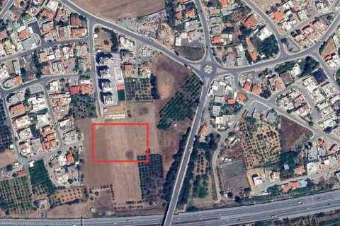 8952m² Land en Kato Polemidia, Cyprus No. 36356 1