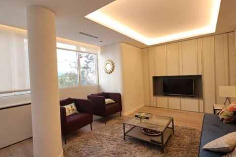 3 dormitorios Apartment en Madrid, Spain No. 26053 4