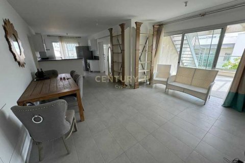 3 dormitorios Penthouse en Germasogeia, Cyprus No. 73374 1