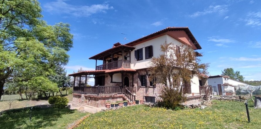 4 bedrooms Villa in Thessaloniki, Greece No. 55586