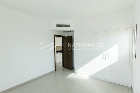 2 bedrooms Townhouse in Al Ghadeer, UAE No. 3253 12