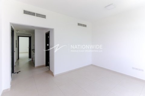 3 bedrooms Villa in Al Ghadeer, UAE No. 3252 6