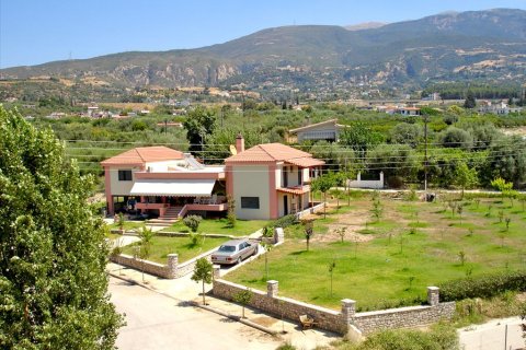 4 bedrooms House in Achaea, Greece No. 60286 1