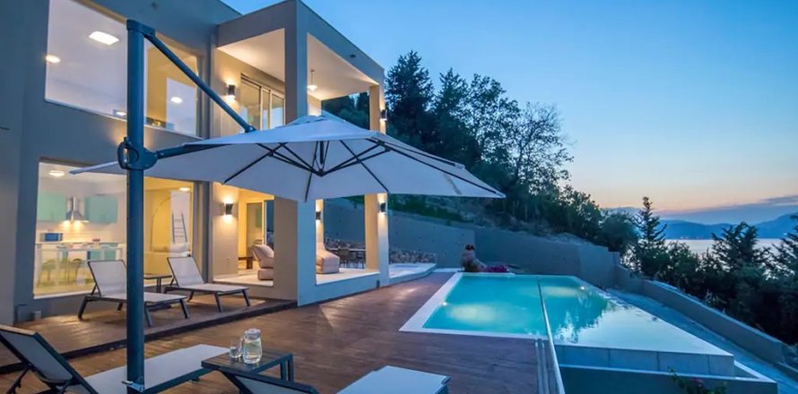 4 bedrooms Villa in Corfu, Greece No. 60285