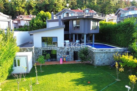 8+3 Villa in Mudanya, Turkey No. 53657 1