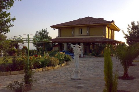 5 dormitorios Villa en Limassol, Cyprus No. 50619 1