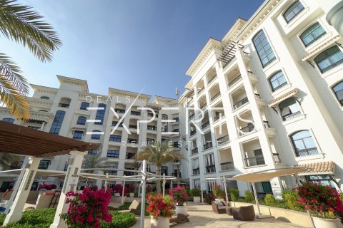 2 dormitorios Apartment en  Yas Island, UAE No. 53002 1