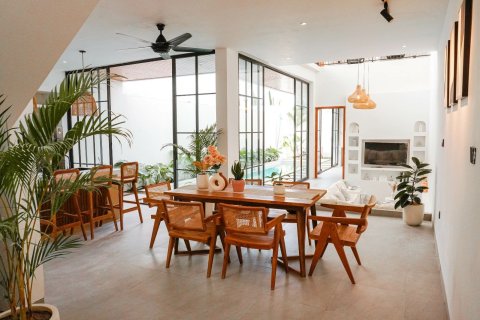 3 bedrooms Villa in Mengwi, Indonesia No. 23428 12