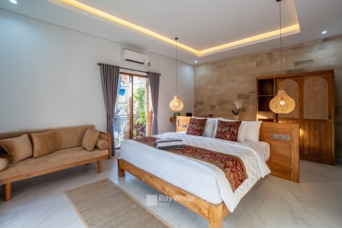 3 bedrooms Villa in Jimbaran, Indonesia No. 23394 5