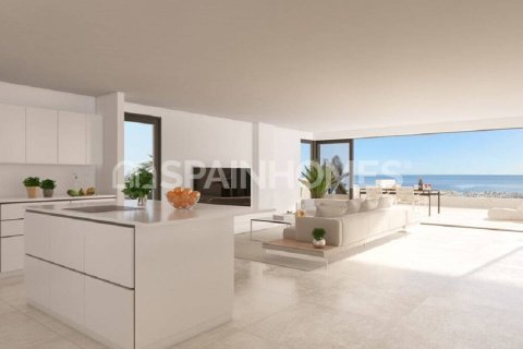 3 bedrooms Penthouse in Estepona, Spain No. 25843 8