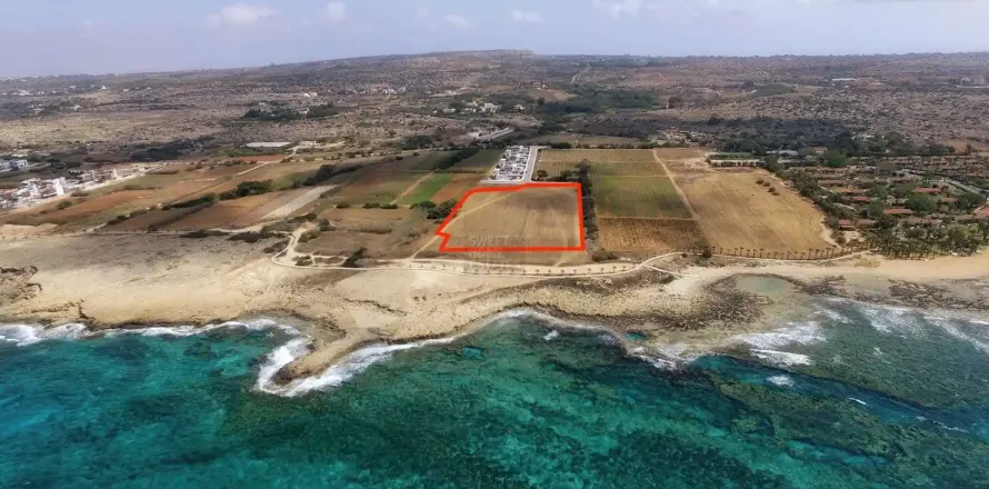 14172m² Land en Ayia Napa, Cyprus No. 35386