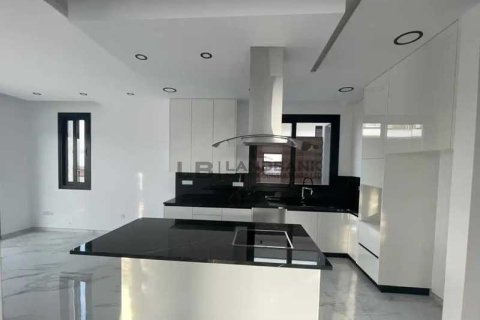 5 bedrooms Villa in Germasogeia, Cyprus No. 63210 2