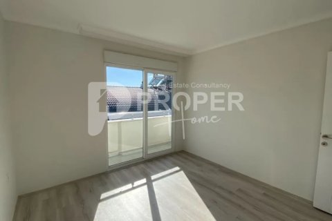 4 rooms Apartment in Alanya, Turkey No. 12094 12