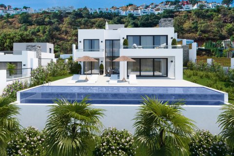 3 bedrooms Villa in Marbella, Spain No. 27191 7