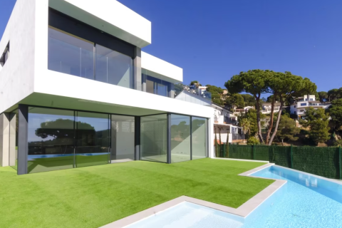 3 bedrooms House in Lloret de Mar, Spain No. 26325 11