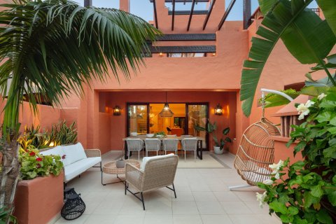 4 bedrooms Townhouse in Marbella, Spain No. 27064 24