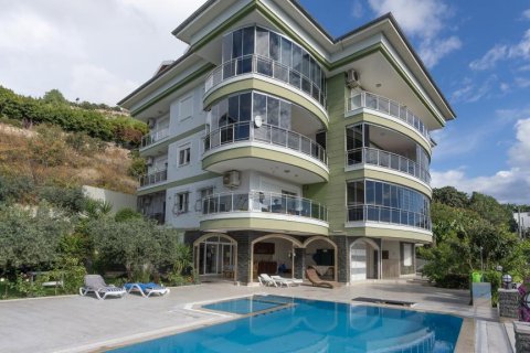 5 rooms Apartment in Alanya, Turkey No. 21595 1