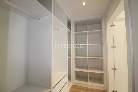 3+1 Apartment in Bursa, Turkey No. 21596 17