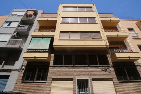 24 dormitorios Commercial property en Alicante, Spain No. 26591 1