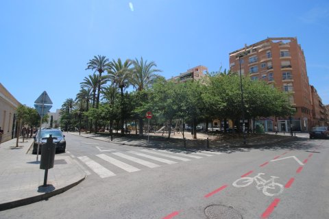 24 dormitorios Commercial property en Alicante, Spain No. 26591 13