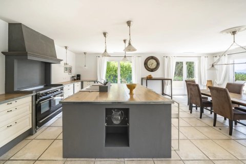 4 bedrooms Villa in Mougins, France No. 67247 7