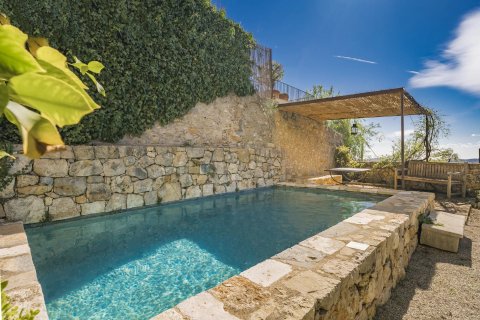 4 bedrooms Villa in Chateauneuf-Grasse, France No. 67246 4