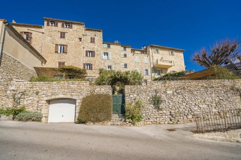 4 bedrooms Villa in Chateauneuf-Grasse, France No. 67246 16