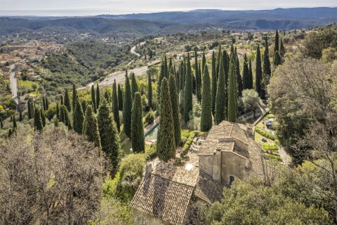 5 bedrooms Villa in Tourrettes-sur-Loup, France No. 67250 6