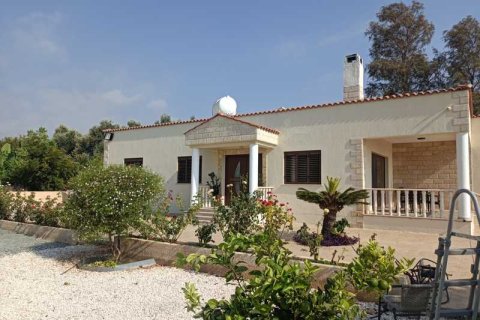 4 bedrooms Villa in Kissonerga, Cyprus No. 31137 1